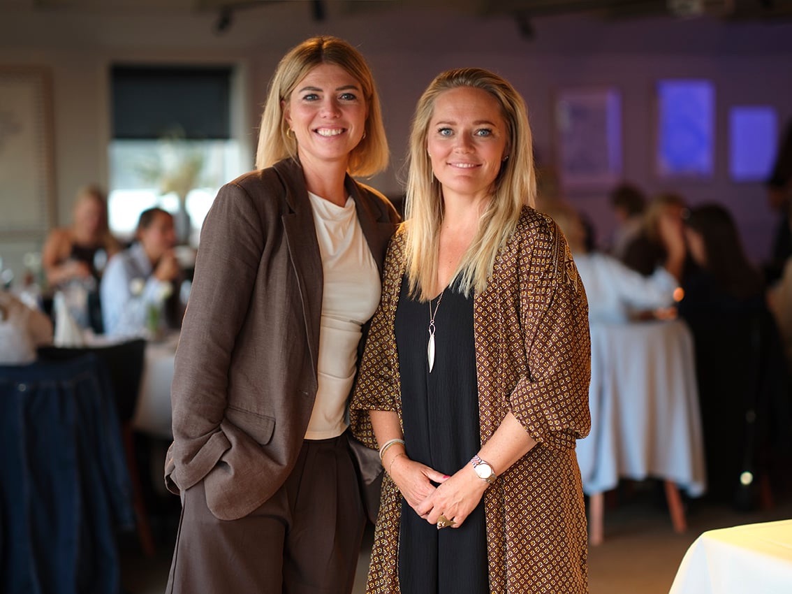 Eline Aaris Edslev og Sally Jane Siddle til Combine